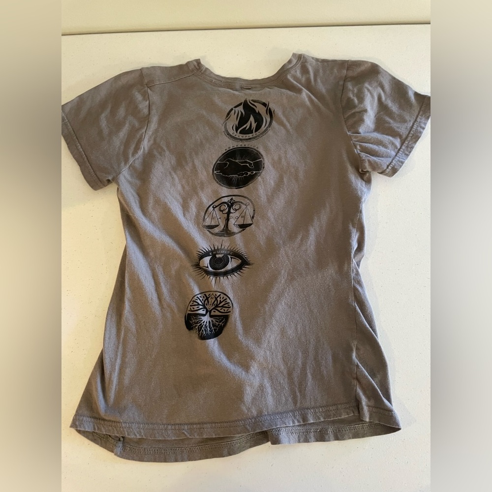 Divergent shirt